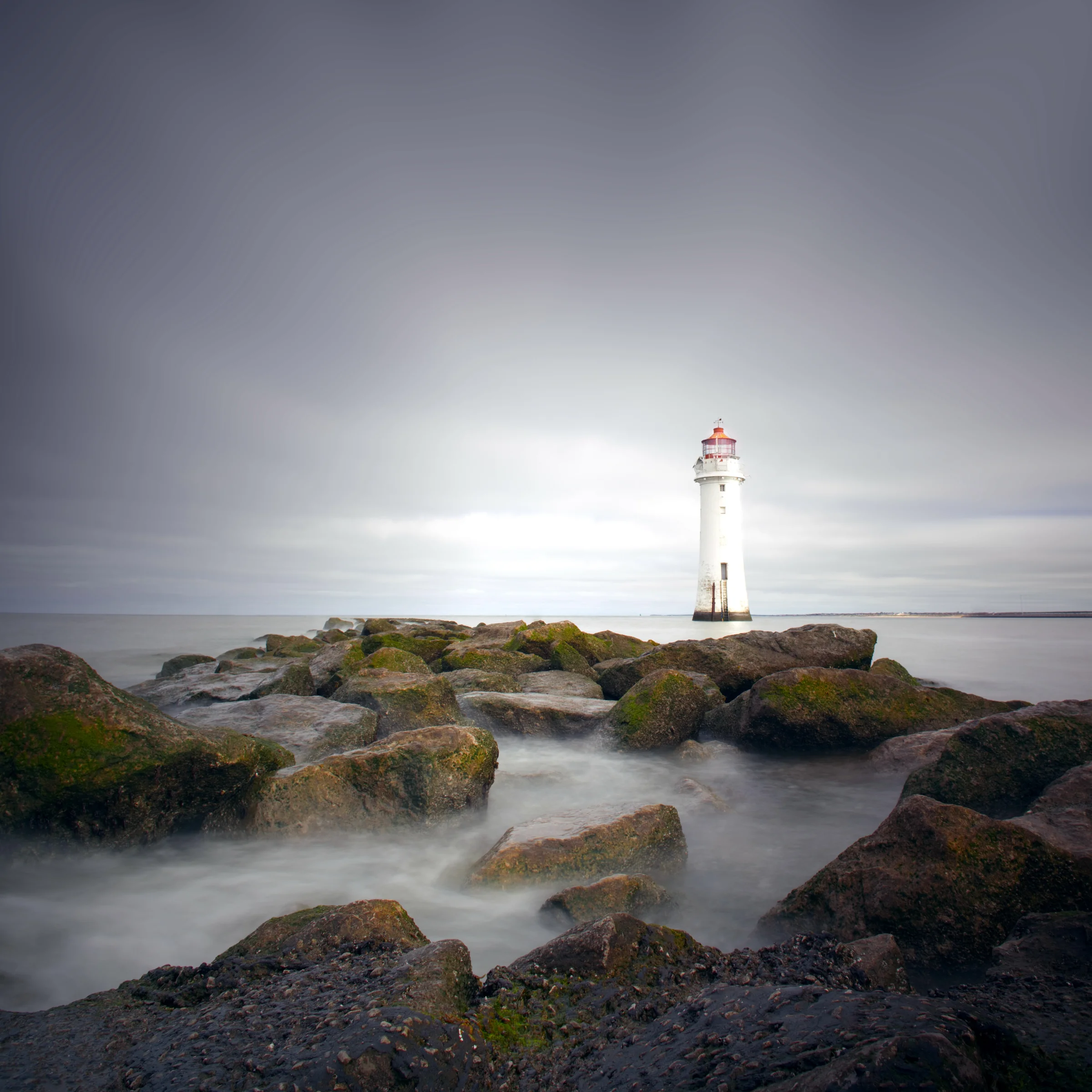 View FOTO's collection of lighthouse photographs.