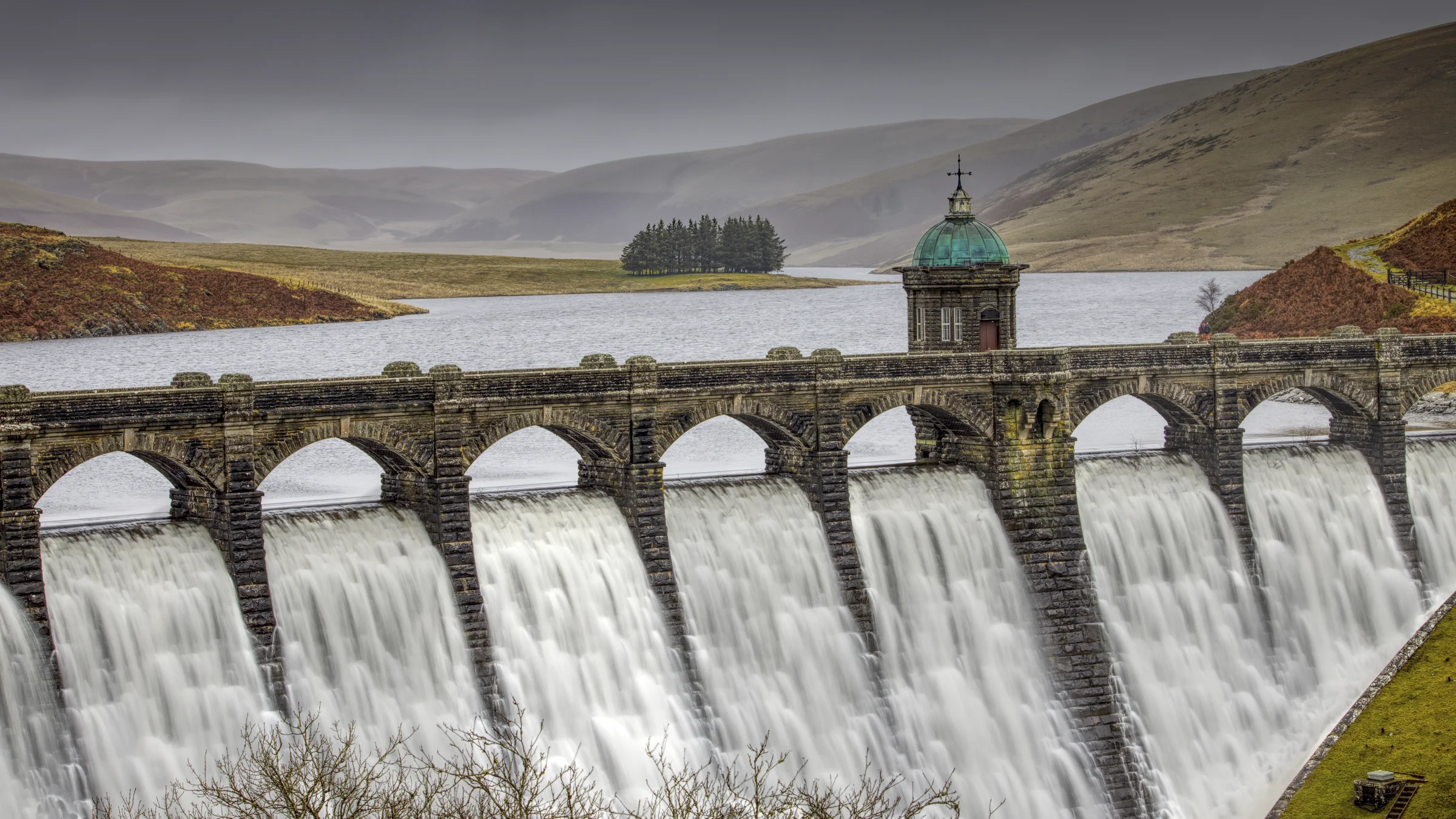 View FOTO's collection of river photographs.