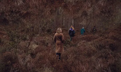 There's a strong chance this image contains the following subjects: tree,  people. Source: https://www.instagram.com/catriona_parmenter_photography/ Photographer_name: Catriona Parmenter. Published: 2025-06-23 18:00:23