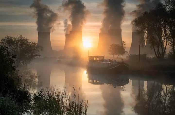 There's a strong chance this image contains the following subjects: fog,  water,  mist,  dawn,  smoke. Source: https://www.instagram.com/srcnikon/ Photographer_name: Steve Cole. Title: Power and Peace. Published: 2025-06-25 08:57:47