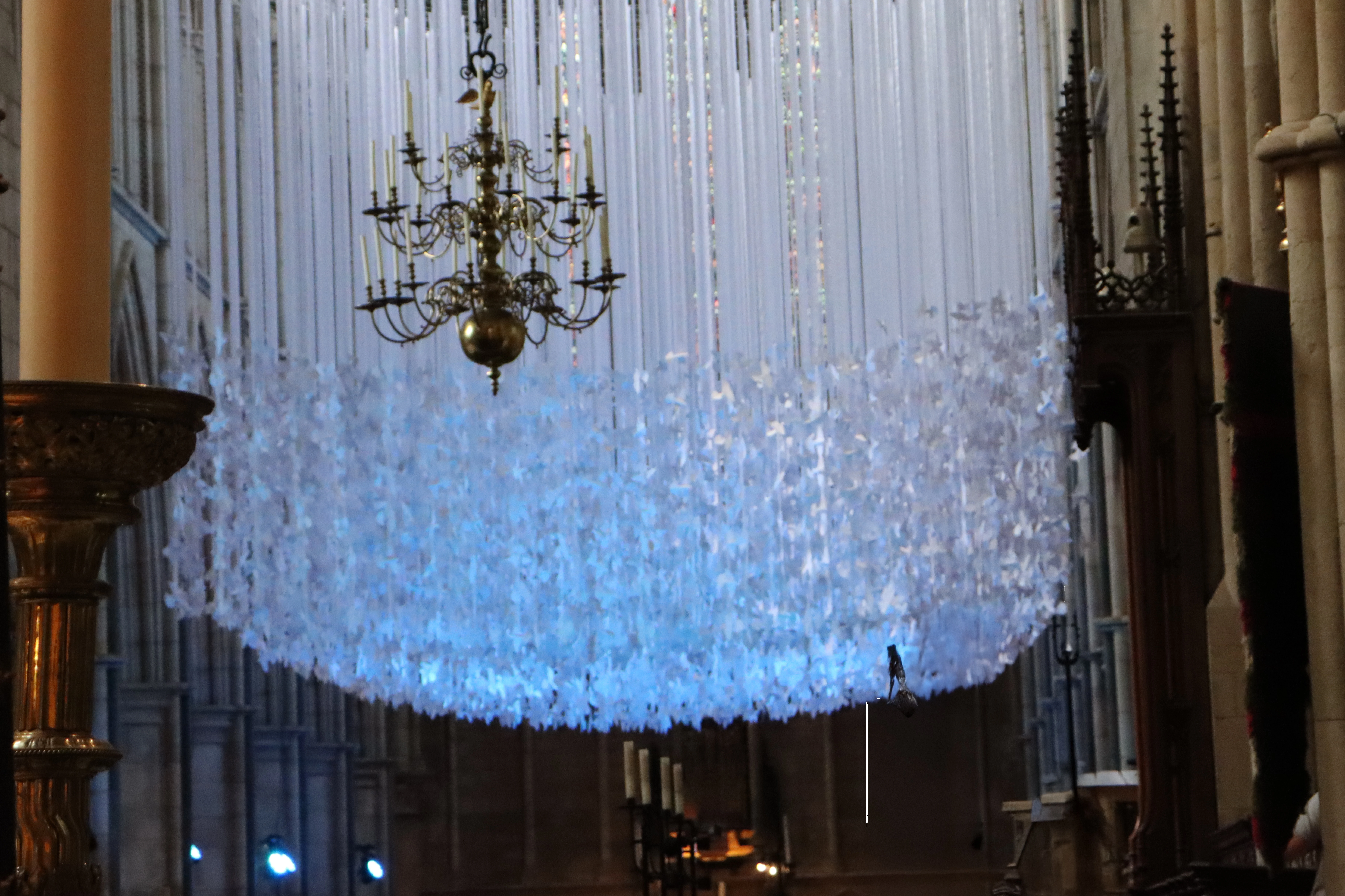 There's a strong chance this image contains the following subjects: architecture,  light,  indoors. The photographer has provided the following description: as before, a new artwork in Southwakk Cathedral Photographer_name: Paul Miller. Title: Southwark art new 2025 02. The photographer has provided the following description: as before, a new artwork in Southwakk Cathedral Make: canon. Model: EOS 90D. Technical: EF-S18-55mm f/4-5.6 IS STM. Published: 2025-08-20 14:34:49